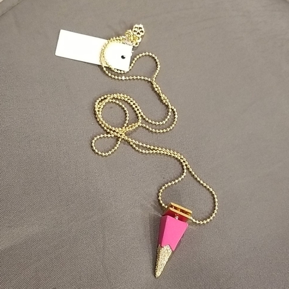 💕TRINA TURK💕 Pink Stacked Cone Pendant Necklace NWT Pink Gold - Picture 7 of 9